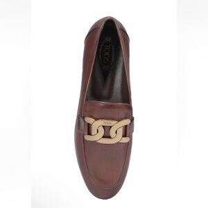 NEW, NEVER WORN! Tod's Kate Brown Leather Loafers with Gold Chain - Size EU 39.5